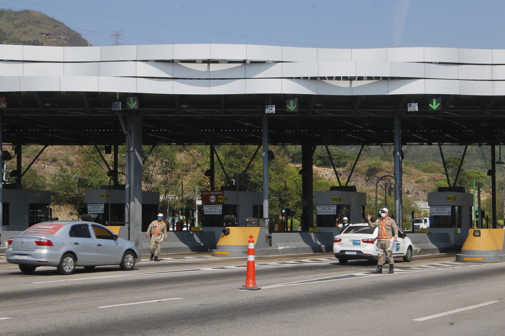 Pedágios da Linha Amarela e Transolímpica passam a aceitar pagamento por cartões de crédito e débito