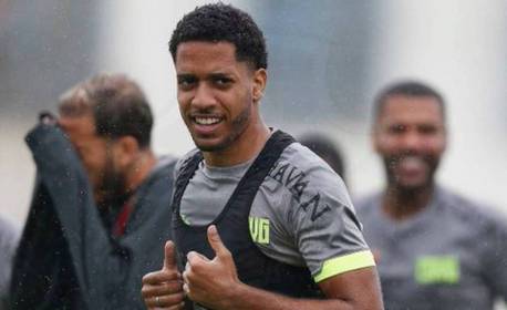 Zagueiro do Vasco é flagrado em exame antidoping da Conmebol