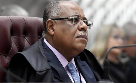 Corregedor vê risco de abuso em 'campanha paralela' de Bolsonaro