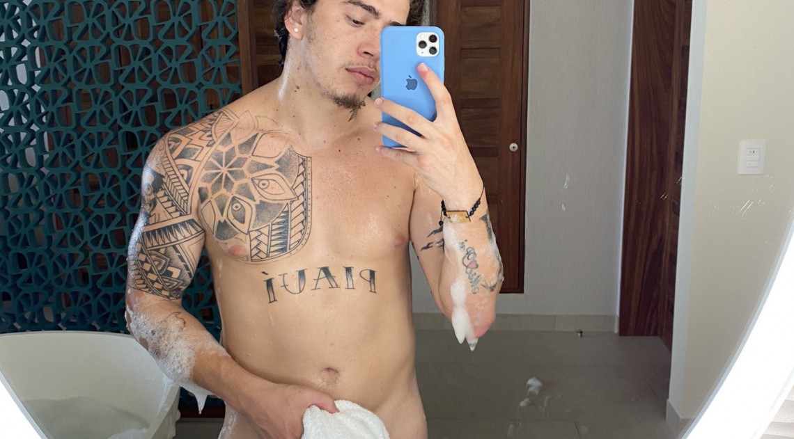 Whindersson Nunes Fala Sobre Depress O Relacionamento E Carreira No Instagram Celebridades