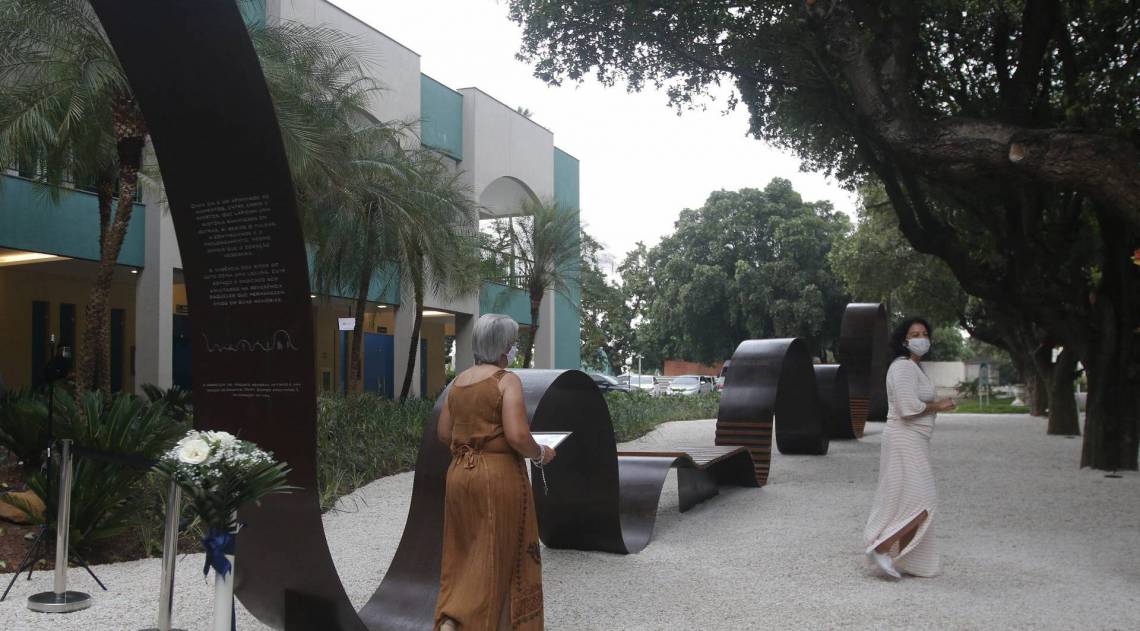 Rio de Janeiro - RJ  - 20/09/2020 - Geral - Inauguraçao de memorial as vitimas de Covid-19, na manha de hoje, no crematorio e cemiterio da Penitencia, no Caju, zona portuaria do Rio - Foto Reginaldo Pimenta / Agencia O Dia