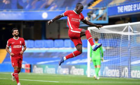 Bayern Munique possui interesse em Mané para substituir Gnabry, segundo imprensa local
