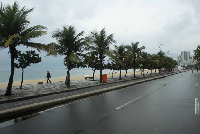 Inverno se despede com chuvas e temperaturas baixas no Rio