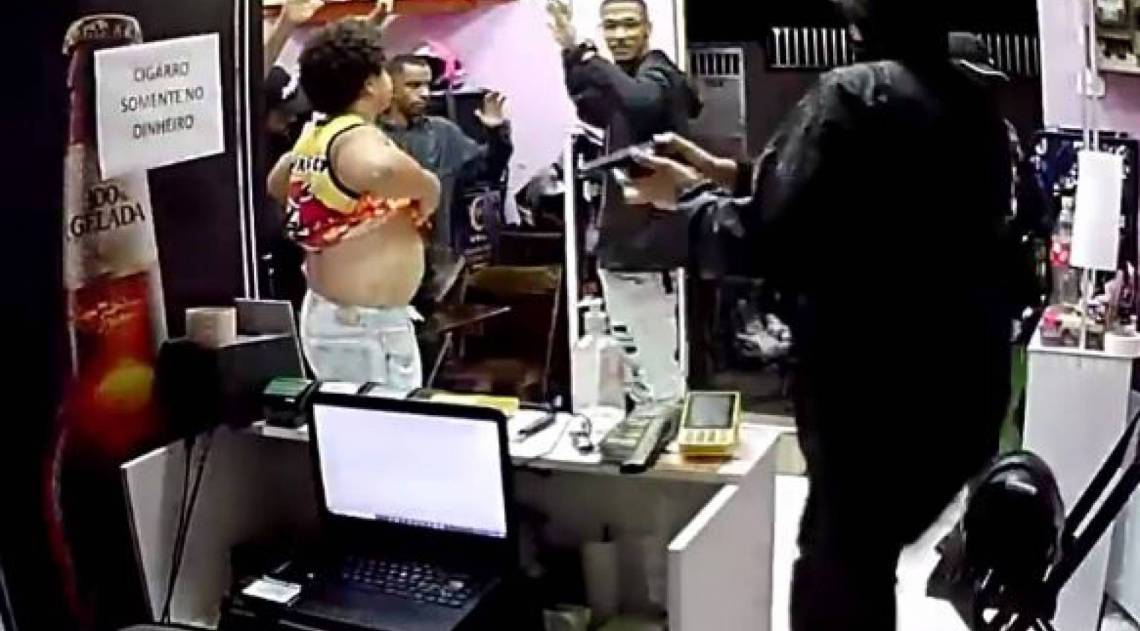 Assalto em lanchonete na ilha do Governador - Reprodução