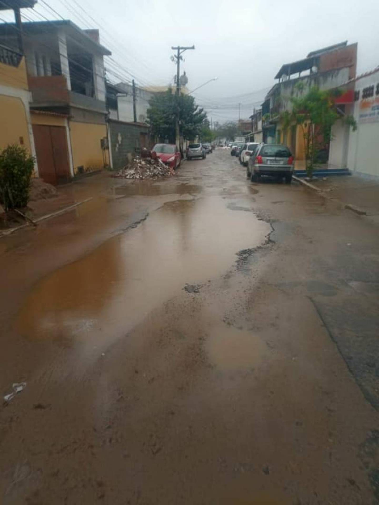 Moradores do bairro Jardim Caiçara em Cabo Frio pedem socorro