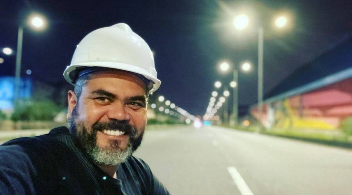 Marlon reproduziu a representatividade histórica e econômica do cais.  - Divulgação. 