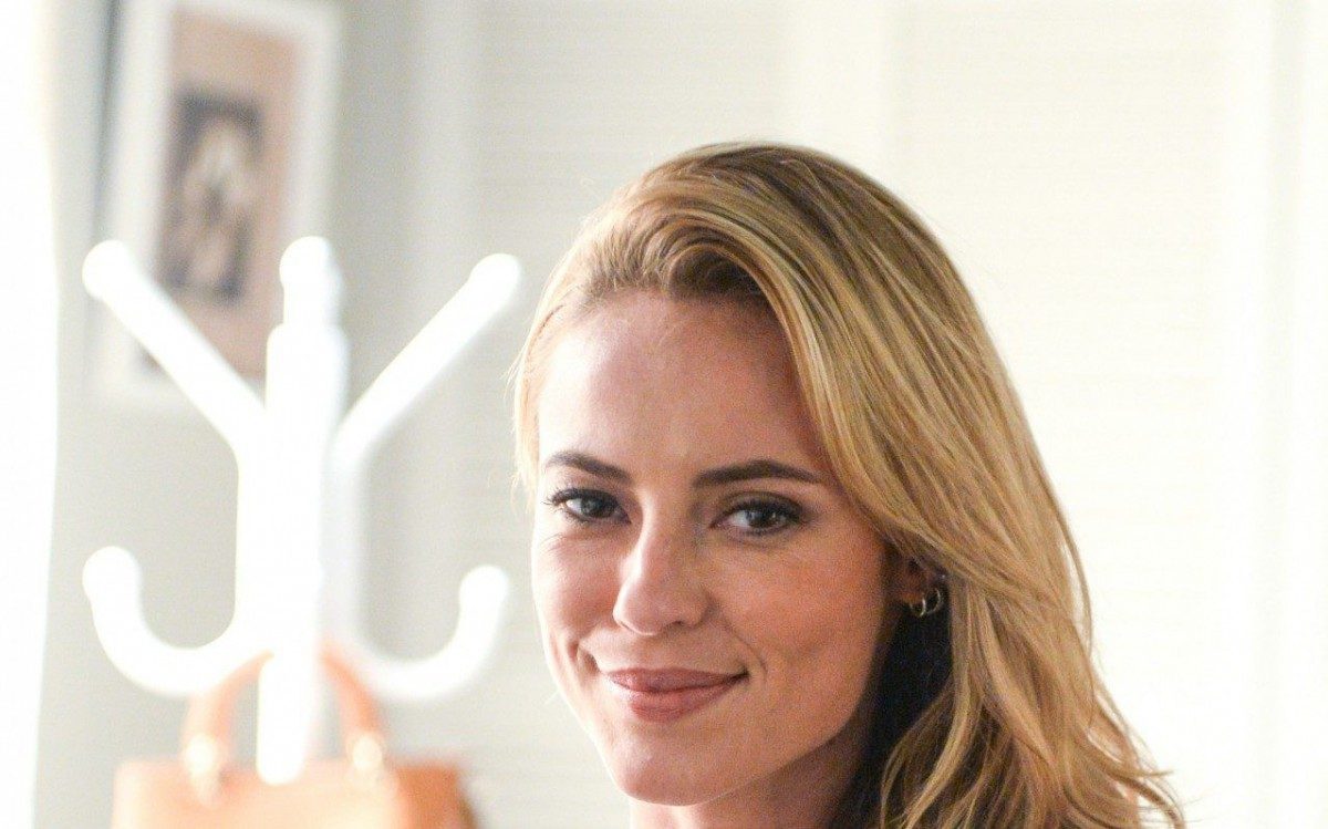 Globo/Raquel Cunha
    photoshop:ColorMode: 3
    photoshop:DateCreated: 2017-04-26
    photoshop:ICCProfile: sRGB IEC61966-2.1
    signature: 122563e0117985784c37a25bc1ffba0f783da30cd2678e1c6028e311e51c5687
    stRef:documentID: C3DC0CD1C7B21FFB6439BDB7ED656D6E
    stRef:originalDocumentID: C3DC0CD1C7B21FFB6439BDB7ED656D6E
    tiff:Make: NIKON CORPORATION
    tiff:Model: NIKON D4
    tiff:Orientation: 1
    tiff:ResolutionUnit: 2
    tiff:XResolution: 24000000/100000
    tiff:YResolution: 24000000/100000
    unknown: 2
    xmp:CreateDate: 2017-04-26T19:40:58:5
    xmp:CreatorTool: FotoWare FotoStation
    xmp:MetadataDate: 2017-04-26T19:18:20-03:00
    xmp:ModifyDate: 2017-04-26T19:18:19-03:00
    xmpMM:DocumentID: xmp.did:4fa0014d-8eb5-b04c-bdea-084cde4fee4d
    xmpMM:InstanceID: xmp.iid:68e698b5-8288-fc47-bb2e-aaf375e55a30
    xmpMM:OriginalDocumentID: C3DC0CD1C7B21FFB6439BDB7ED656D6E
  Profiles:
    Profile-8bim: 2636 bytes
    Profile-exif: 10910 bytes
    Profile-icc: 3144 bytes
    Profile-iptc: 2568 bytes