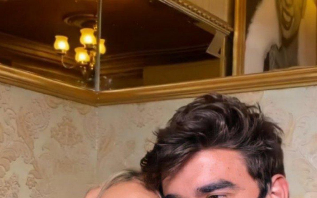 Gabi Martins e Gui Napolitano 