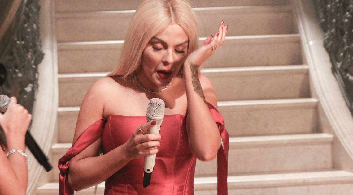 Luisa Sonza chora ao receber apoio de Luan Santana e Giulia Be