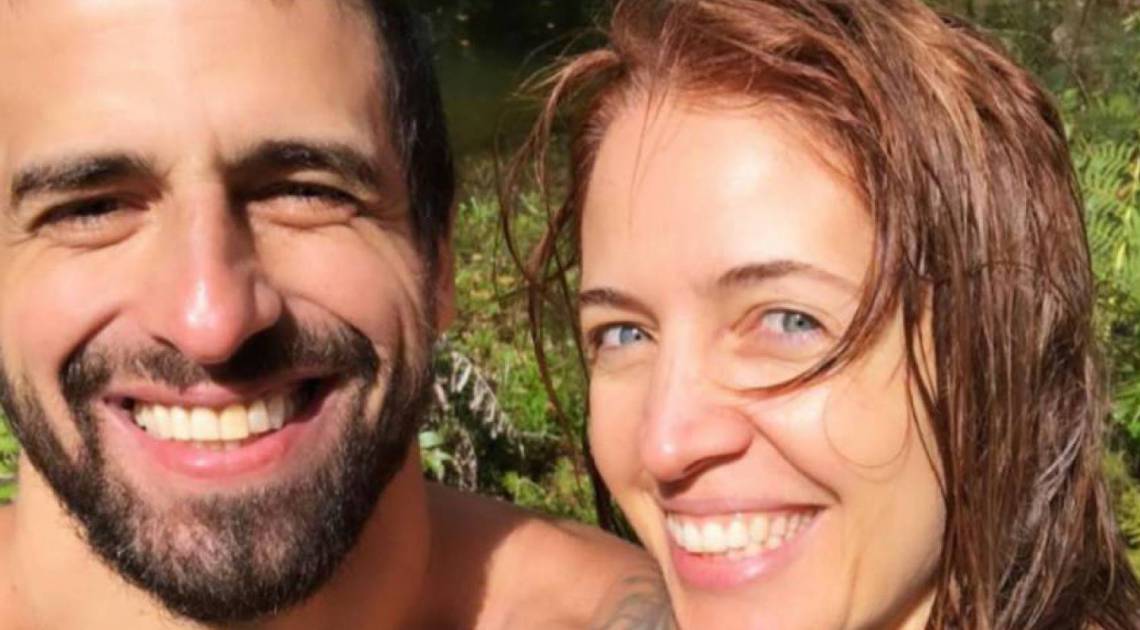 Poliana Abritta e namorado