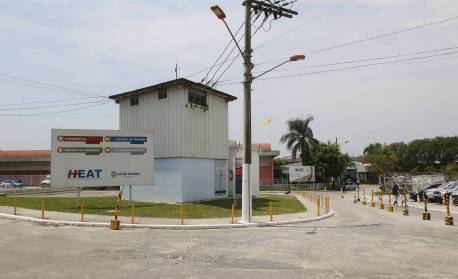 Irmãs adolescentes são esfaqueadas em São Gonçalo, namorado da mãe é suspeito do crime