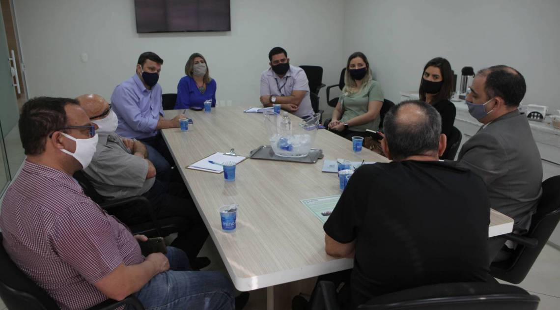 Rio, 28/09/2020  - Reuniao com Fabio Galvao, presidente da CODIN com representantes de empresas do polo industrial de Santa Cruz. na sede da AEDIN. Zona oeste do Rio..  Foto: Ricardo Cassiano/Agencia O Dia
