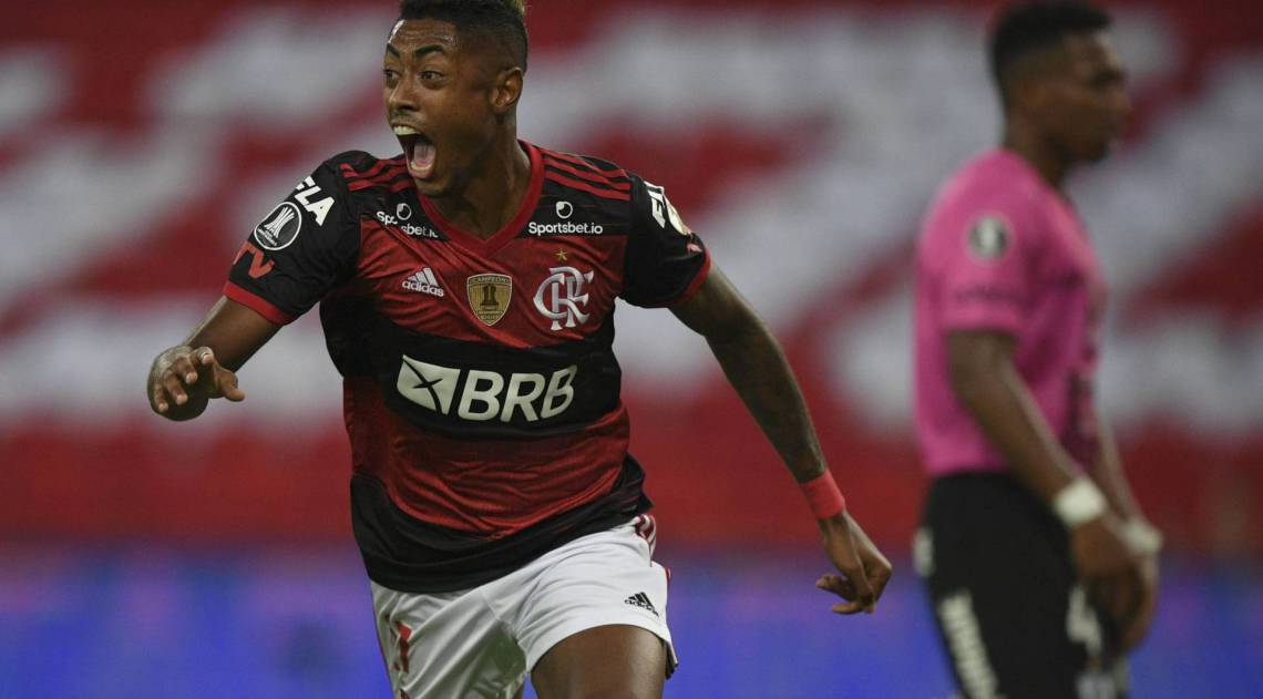 Brazil's Flamengo forward Bruno Henrique celebrates his goal during their closed-door Copa Libertadores group phase football match against Ecuador's Independiente del Valle at the Maracana stadium in Rio de Janeiro, Brazil, on September 30, 2020, Silvia Izquierdo/POOL/AFP