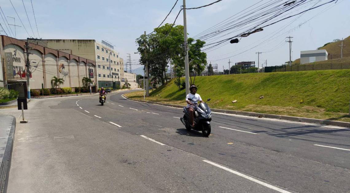 Estrada S&atilde;o Jo&atilde;o x Caxias, altura dos hot&eacute;is. - Divulga&ccedil;&atilde;o