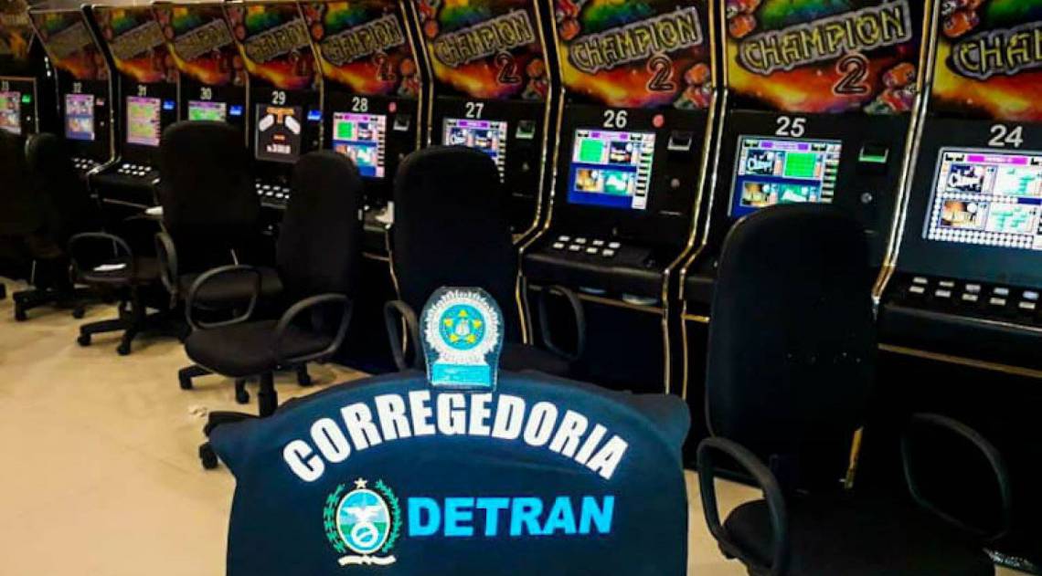 Detran-RJ estoura bingo clandestino que funcionava em autoescola de fachada em Niterói - Divulgação / Detran-RJ