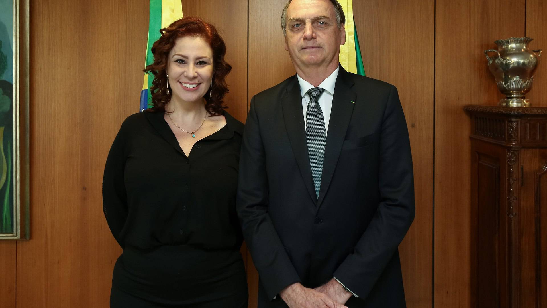 Após prestar depoimento, Zambelli faz convocação para atos a favor de Jair Bolsonaro