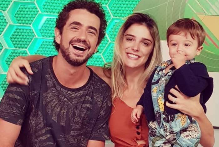 Felipe Andreoli, Rafa Brites e o filho do casal, Rocco - Reprodução