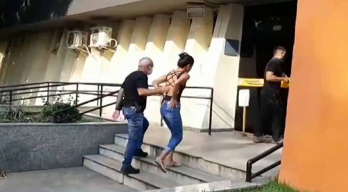 Mulher foi presa nesta quarta-feira - Reprodução