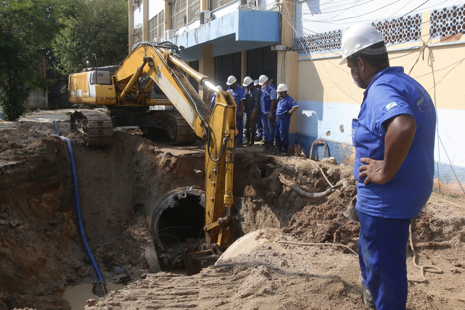 Cedae realiza obra para ampliar abastecimento na Zona Oeste a partir de sexta-feira