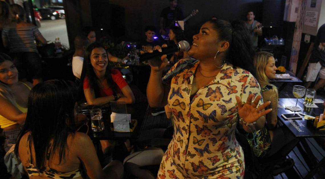 Rio de Janeiro 03/10/2020 - Rio autoriza retorno de música ao vivo em espaços de lazer em nova fase de reabertura. Na foto acima a Banda Mistura. Foto: Luciano Belford/Agencia O DIa