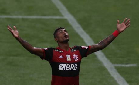 Nas ausências dos selecionáveis, Bruno Henrique assume a responsabilidade no Flamengo e ostenta bons números
