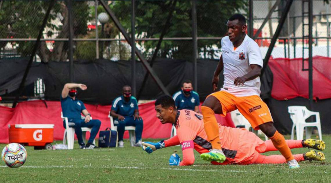 Flamengo foi eliminado com gol aos 49 do segundo tempo - Reprodução/Twitter