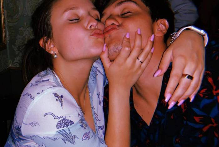 Larissa Manoela e Leo Cidade param de se seguir no Instagram - Reprodução Internet