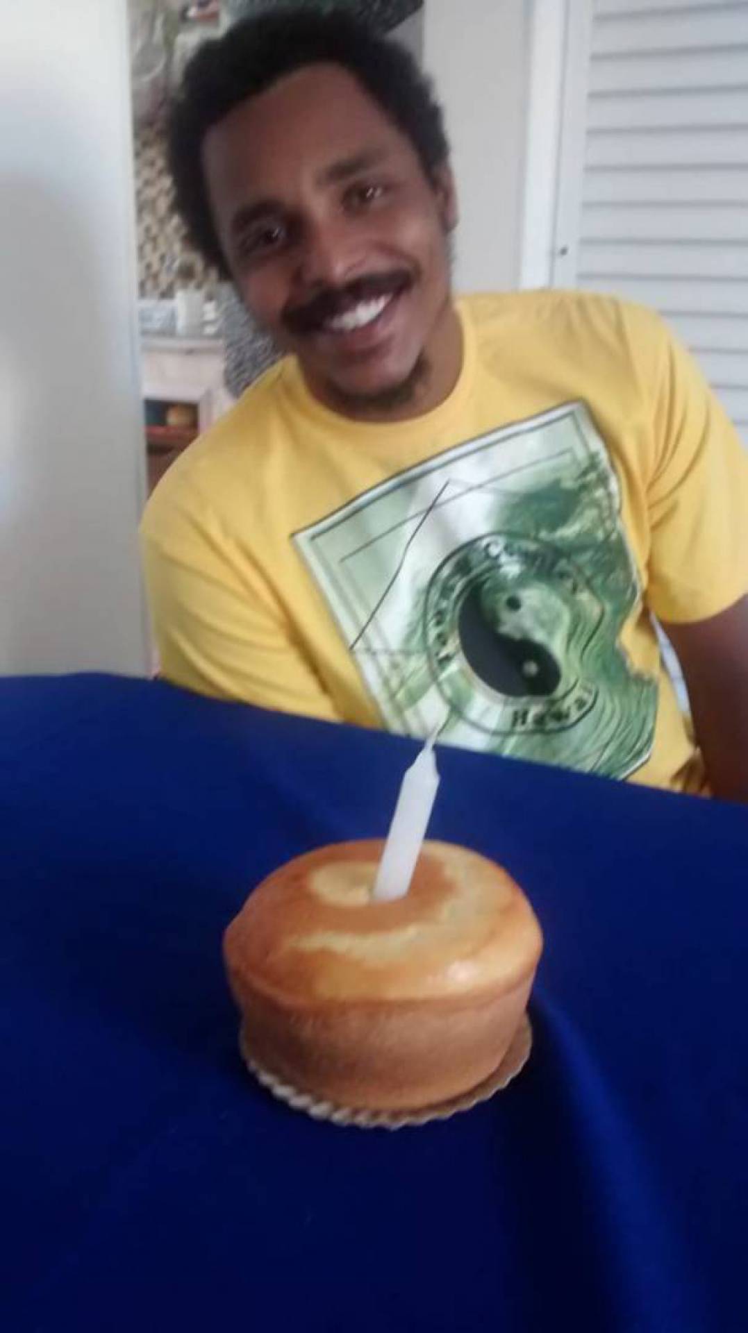 Ruan durante comemoração de aniversário