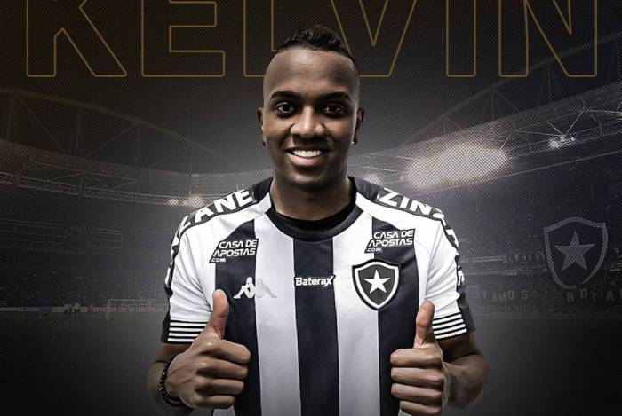 Botafogo anuncia contrata&ccedil;&atilde;o do atacante Kelvin at&eacute; o fim do Brasileir&atilde;o