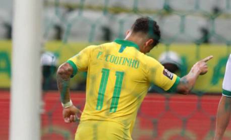 Coutinho garante estar 100%, mas se diz surpreso com críticas: 'Nunca faltou profissionalismo'