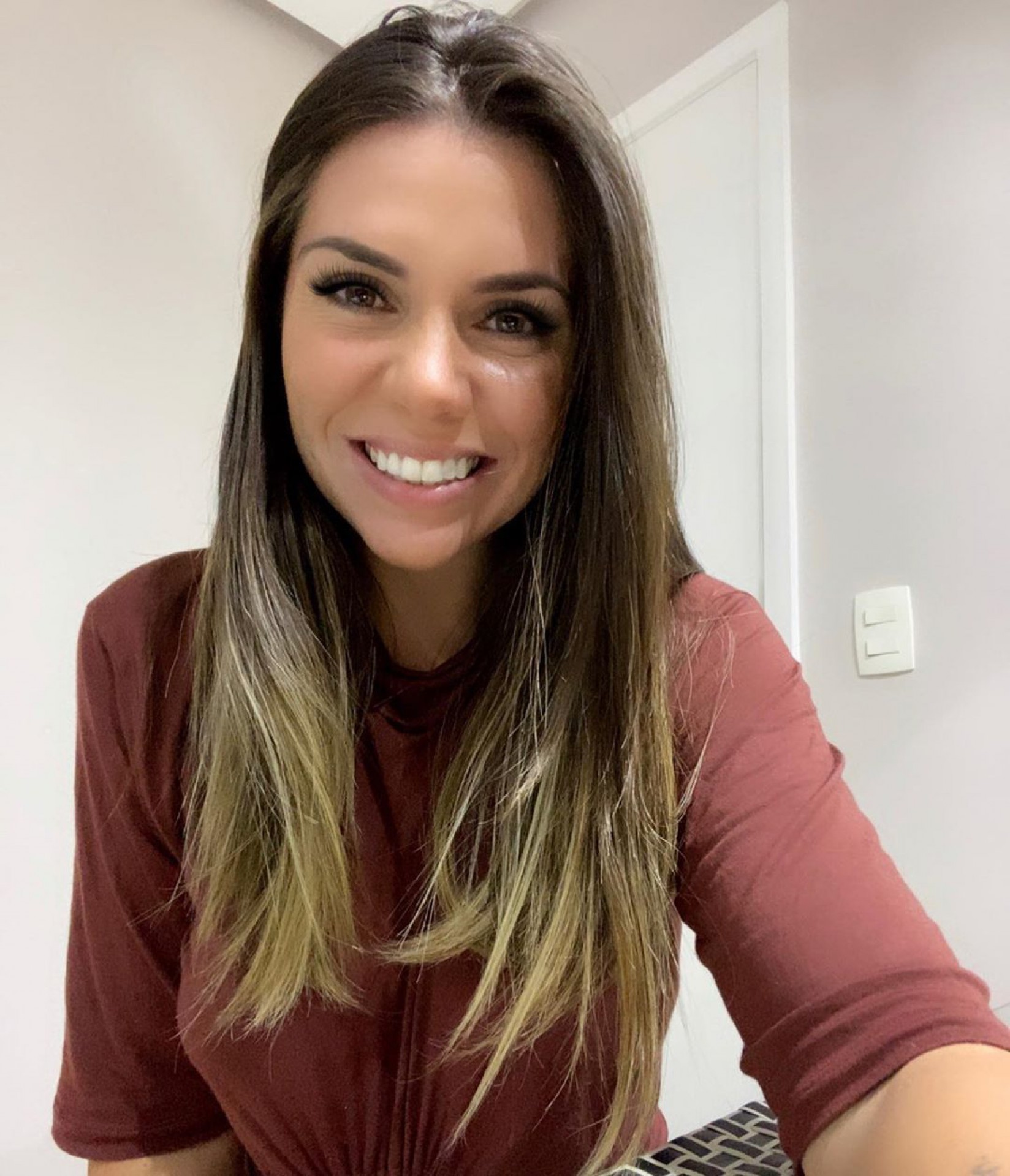 Cybelle Costa não tem mais contato com Tom Veiga - Reprodução Internet