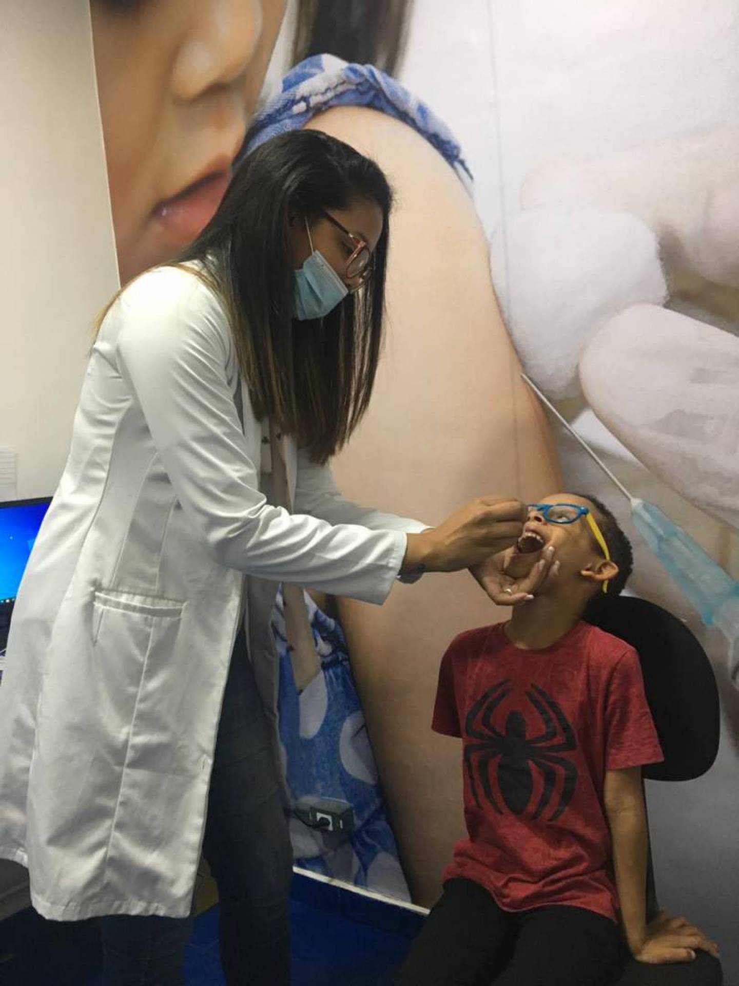 Crianças e jovens com até 15 anos de idade devem ser vacinados. - Divulgação/ PMSJM