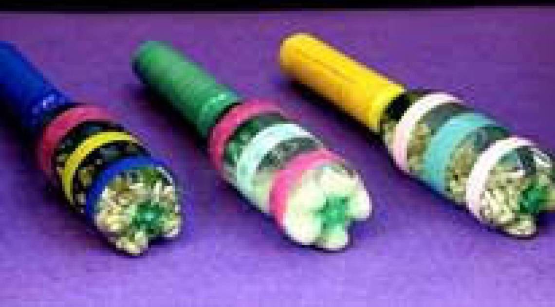 Chocalho - Confira dicas para transformar plástico reciclável em brinquedos