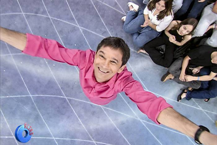 Serginho Groisman no primeiro 'Altas Horas', em 2000 - Globo/Divulgação