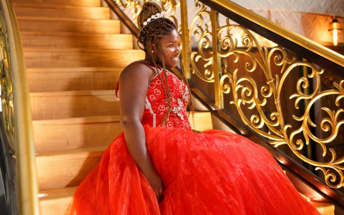 Vitória Cristina da Silva é uma das 15 escolhidas para debutar como uma princesa