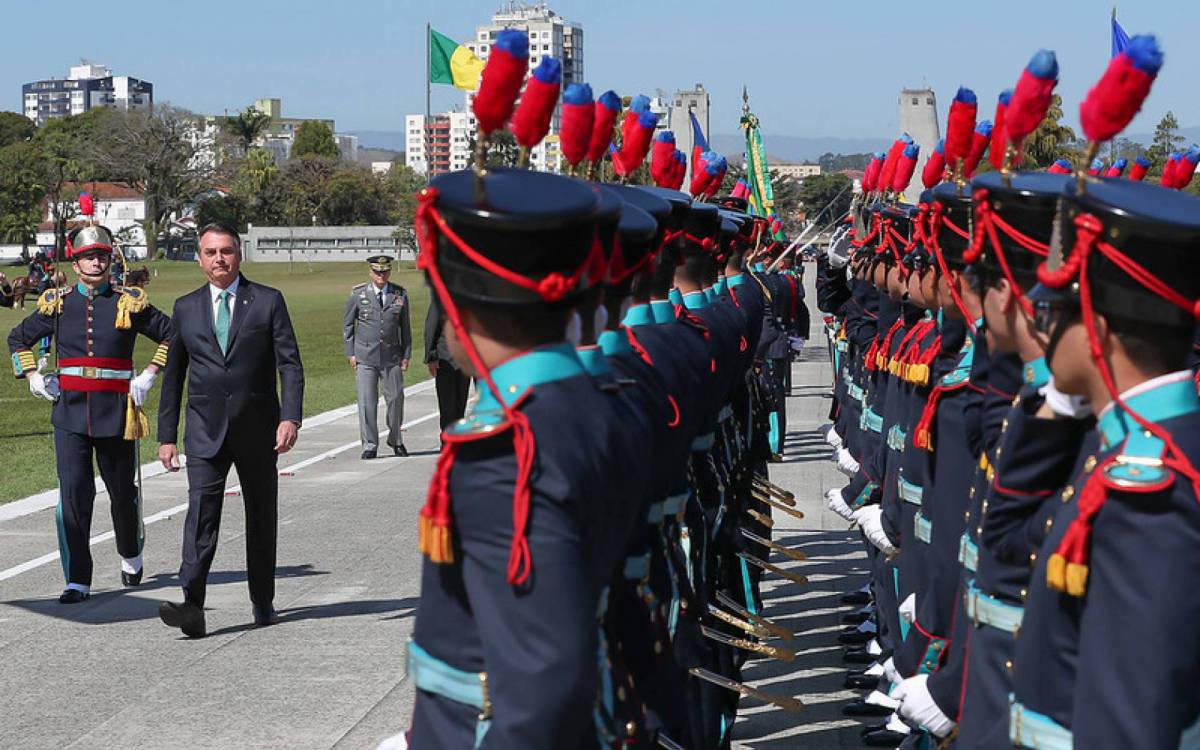 Cerimônia de Entrega de Espadins aos Cadetes da Turma Bicentenário da Independência do Brasil em 2019
