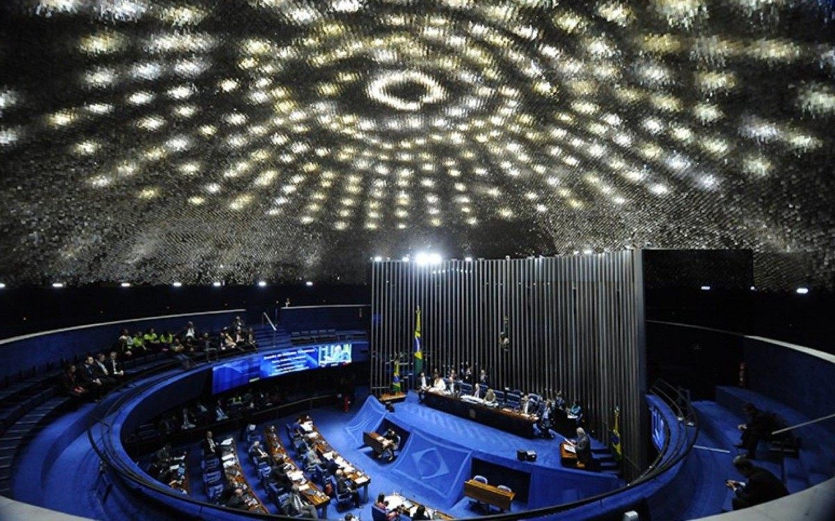 Senado aprova projeto para aumentar pena a crime cometido por discriminação - Marcos Oliveira/Agência Senado 