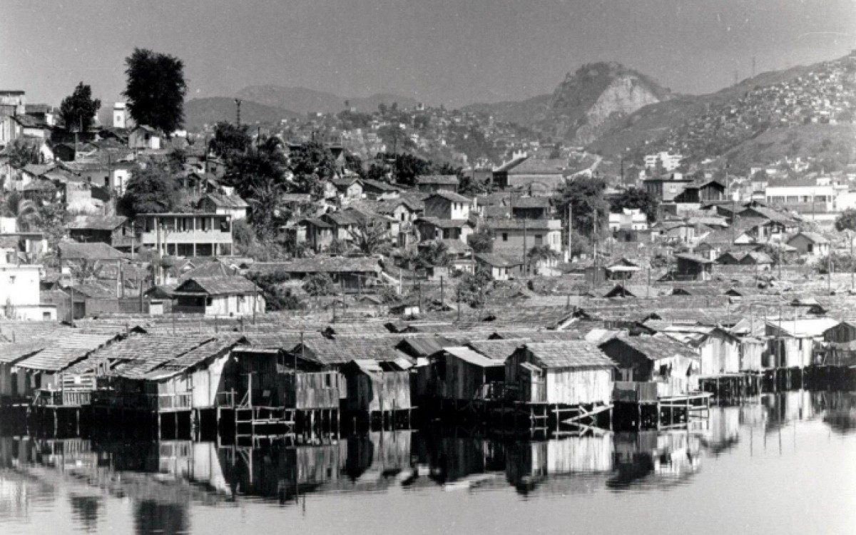 Primeiras constru&ccedil;&otilde;es na regi&atilde;o come&ccedil;aram a ser erguidas nas d&eacute;cada de 1940 - Acervo do Museu da Mar&eacute;