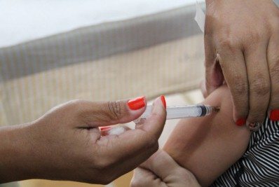 Quatis realiza Dia D de multivacinação