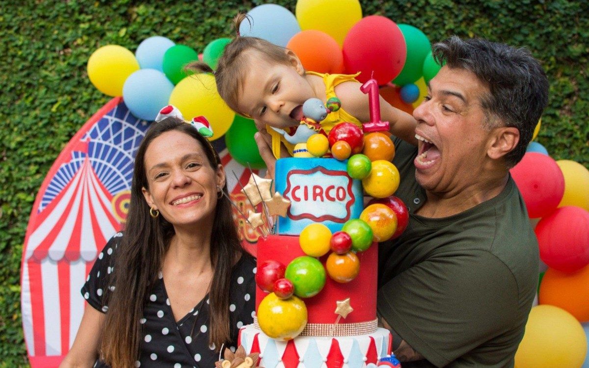 Maurício Mattar faz festa de um ano para a filha, Ilha Mattar - Divulgação