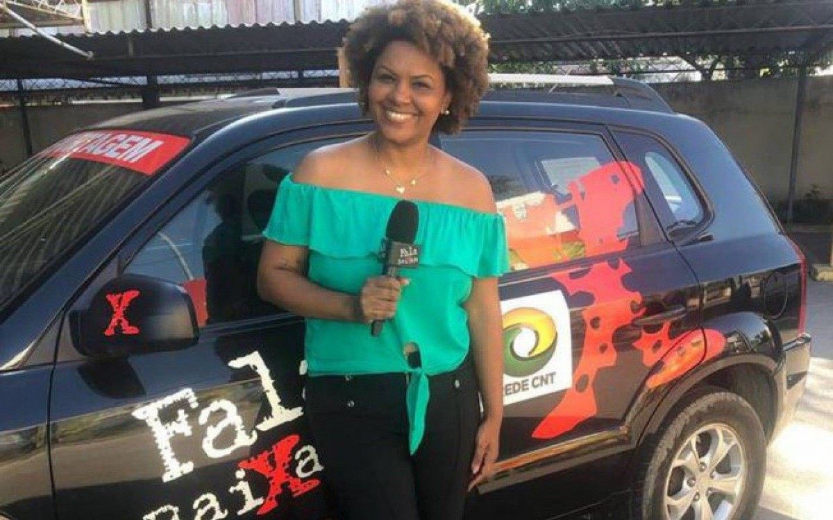 A jornalista Julie Alves foi v&iacute;tima de racismo enquanto trabalhava