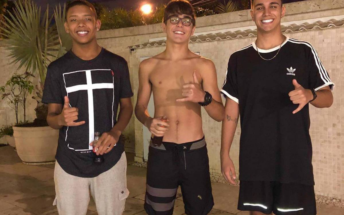 João Gabriel D'Aleluia, Xande de Valois e Pedro Vaz - Reprodução