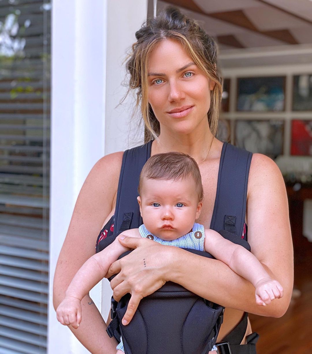 Gioavanna Ewbank e o filho - Reprodução