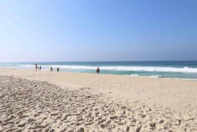 Polícia Militar encontra corpo na Praia da Reserva, Barra da Tijuca