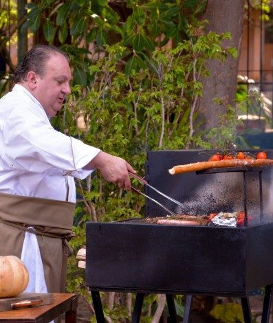 Erick Jacquin prepara sua versão de churrasco - Luccas Mattos/Vibra Studio