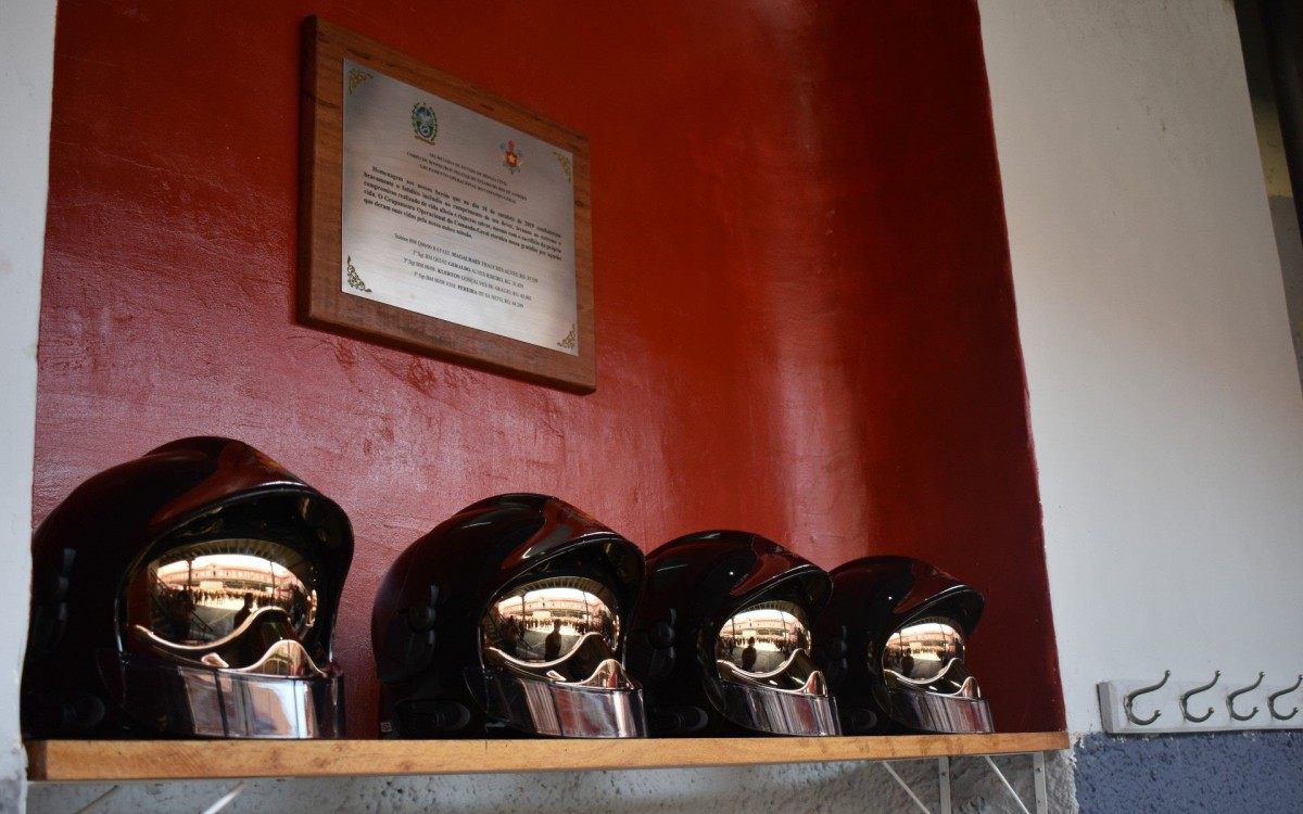 Homenagem as quatro vítimas que trabalhavam em incêndio no Centro do Rio  - Subtenente BM Alessandra Neves / Corpo de Bombeiros