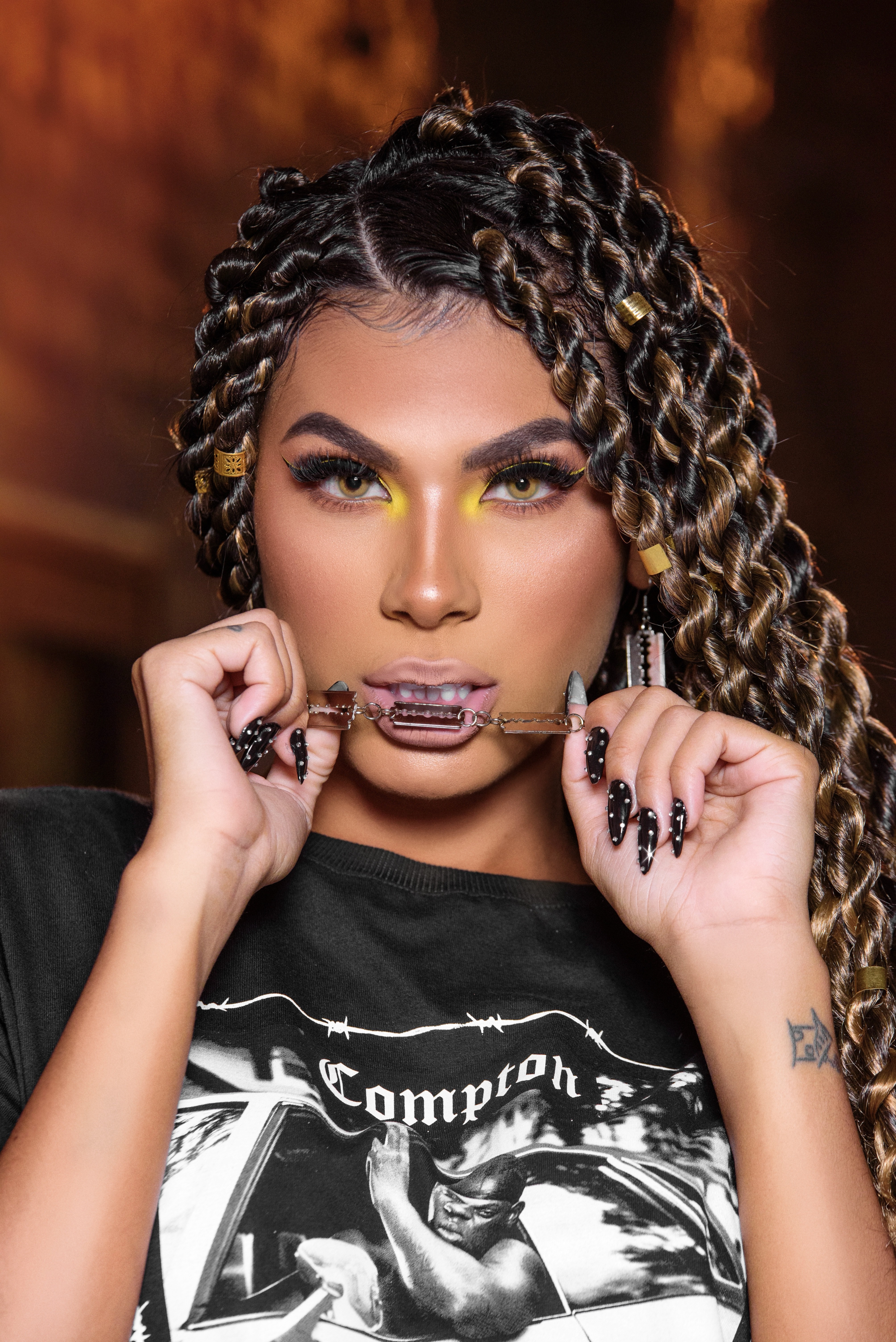 Pocah está com tudo em cima e é só alegria - Ernna Cost