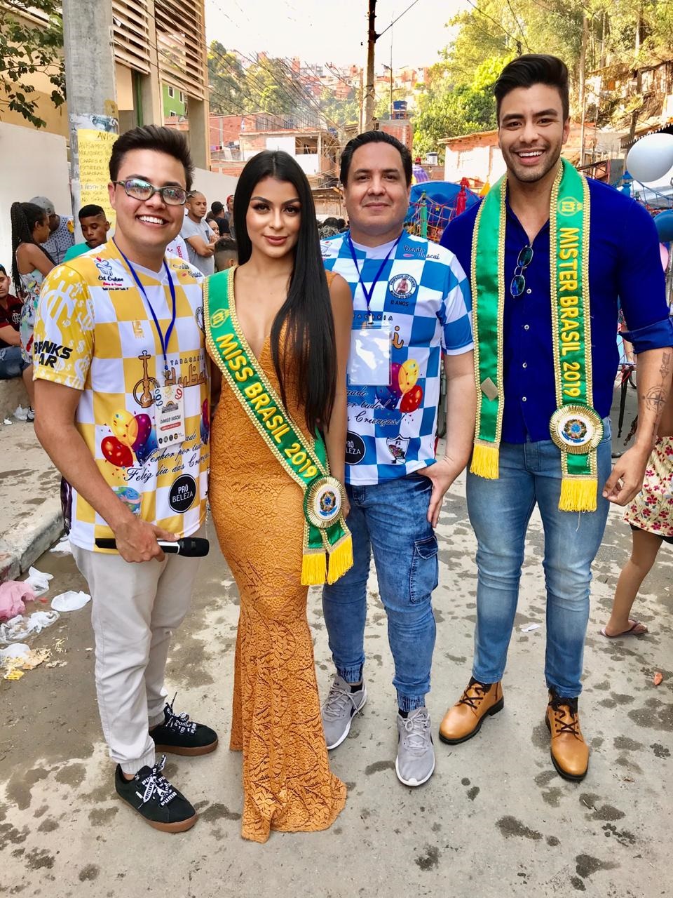 Miss e Mister Brasil participam de a&ccedil;&atilde;o social