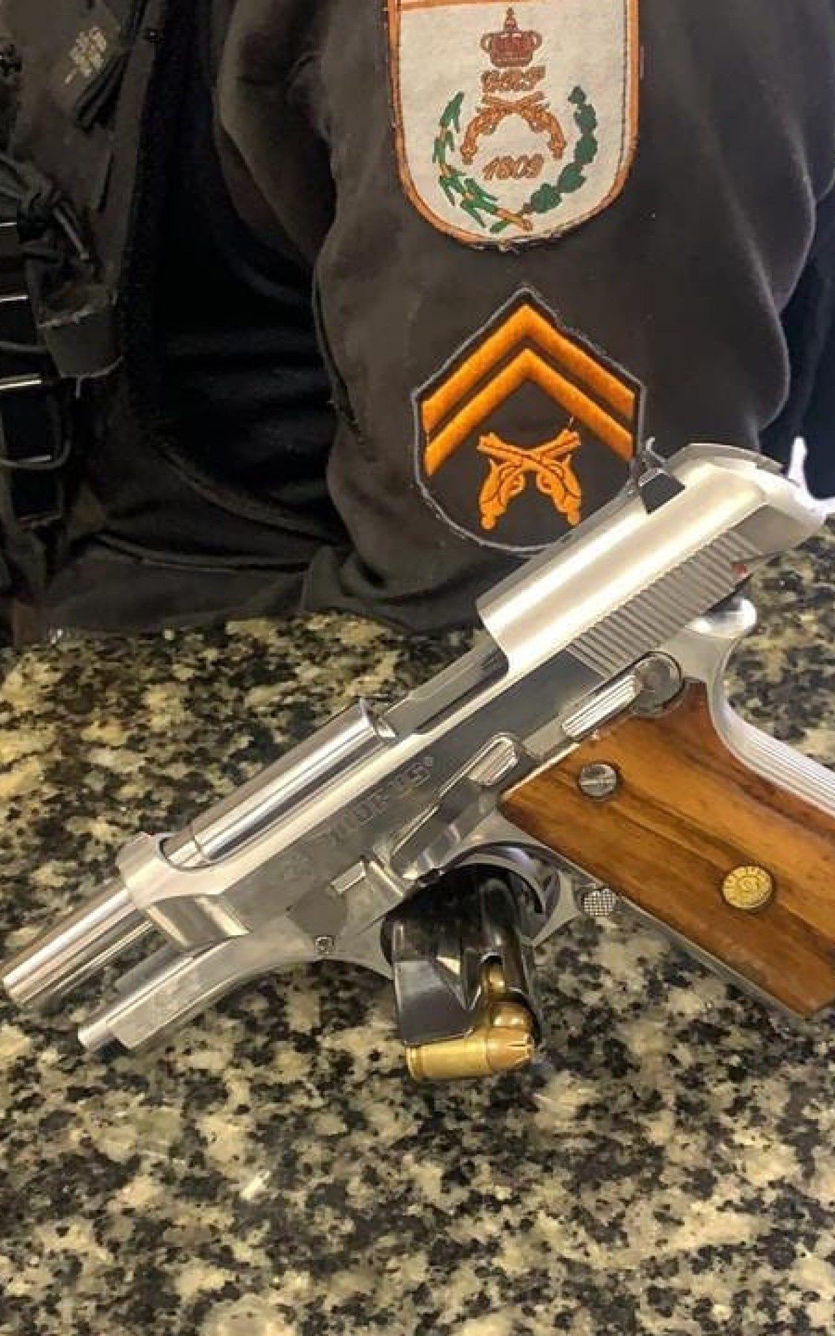 Caminhão foi recuperado em Duque de Caxias