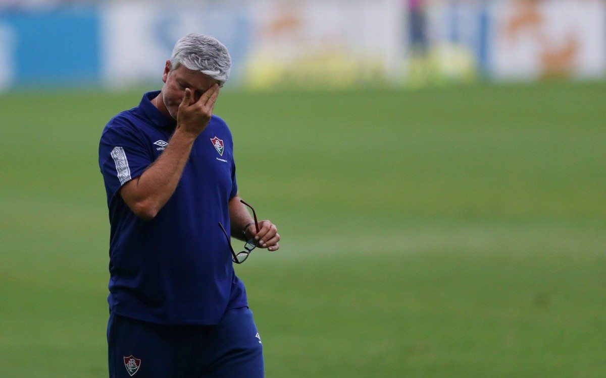 Fluminense x  Santos  - Campeonato Brasileiro -  Estádio Maracana. Técnico do Fluminense Odair Hellmann - Daniel Castelo Branco